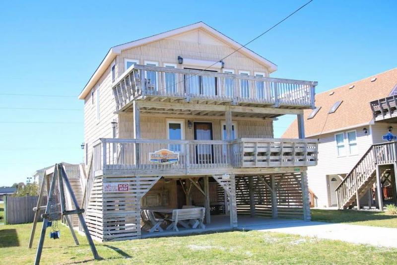summer reflections in the outer banks