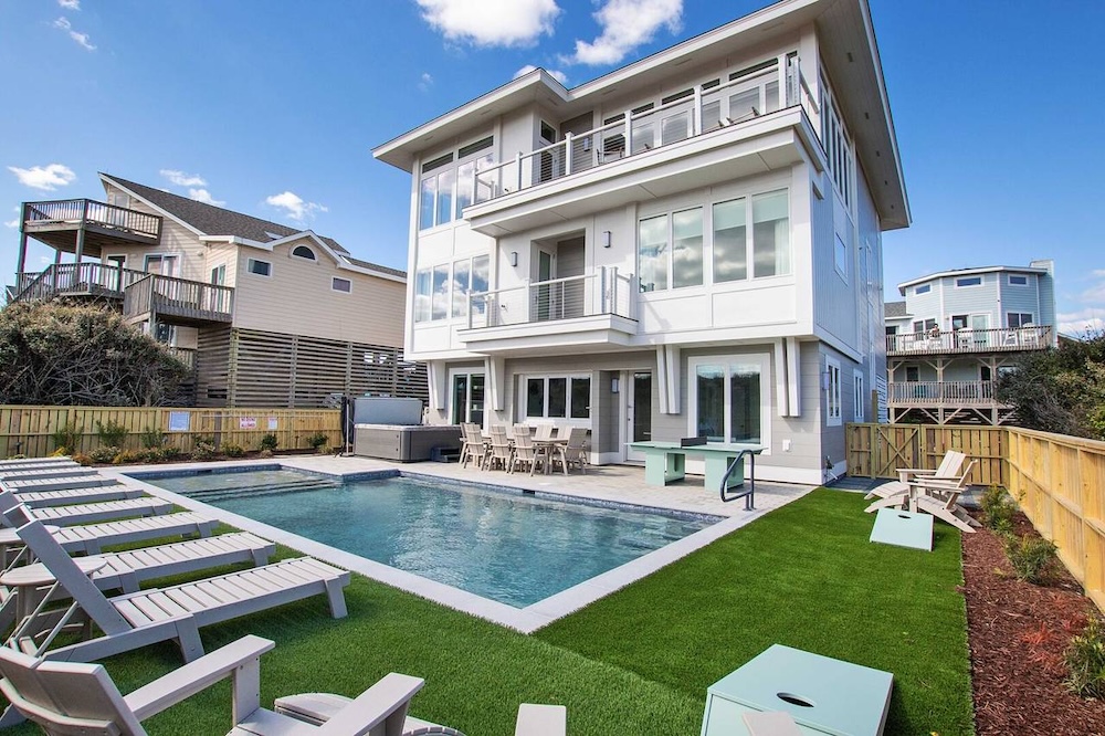 exterior of home in outer banks